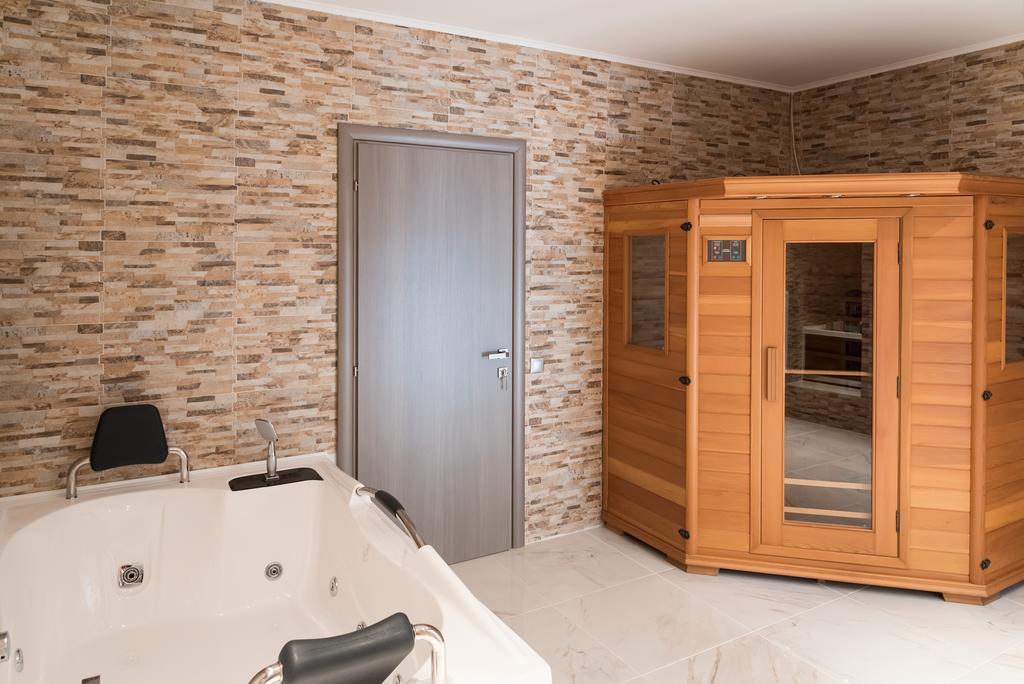 Luxury Living Apartments And Spa Thessaloniki Exterior photo