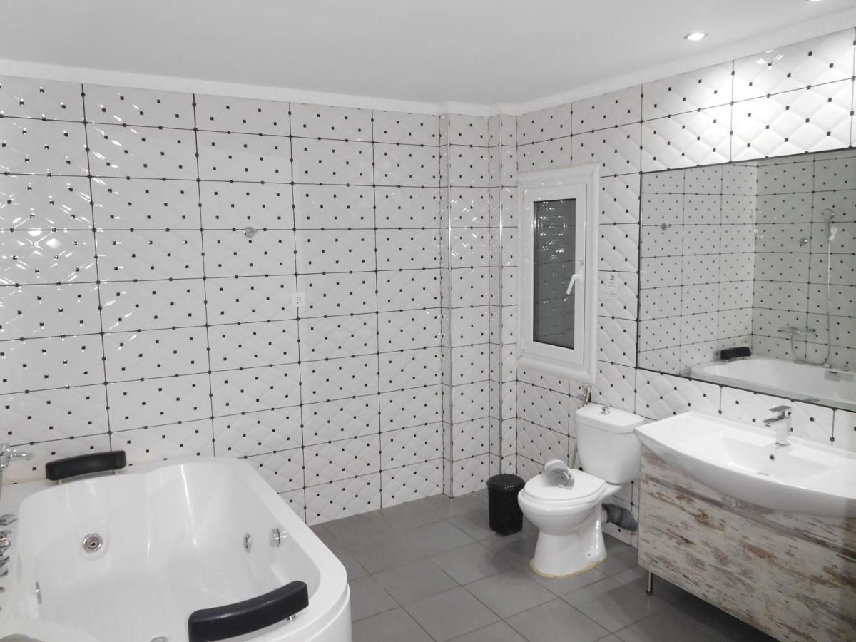 Luxury Living Apartments And Spa Thessaloniki Exterior photo